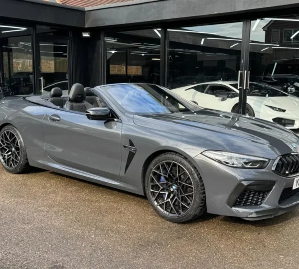 2020 BMW M8