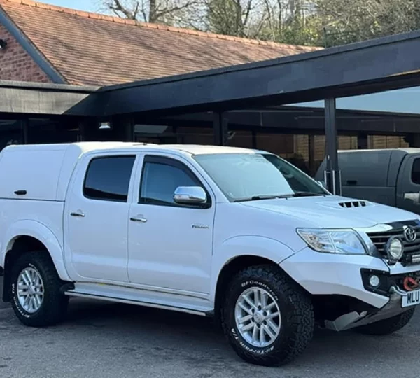 2013 TOYOTA HILUX Invincible X