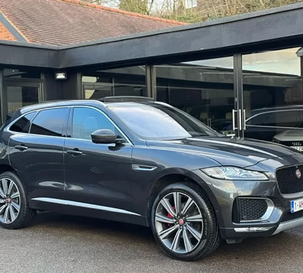2016 Jaguar F Pace