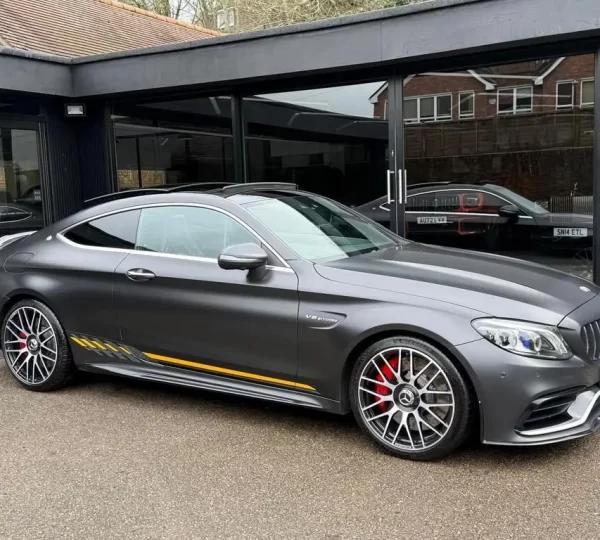 2022 (72) Mercedes-Benz C-Class